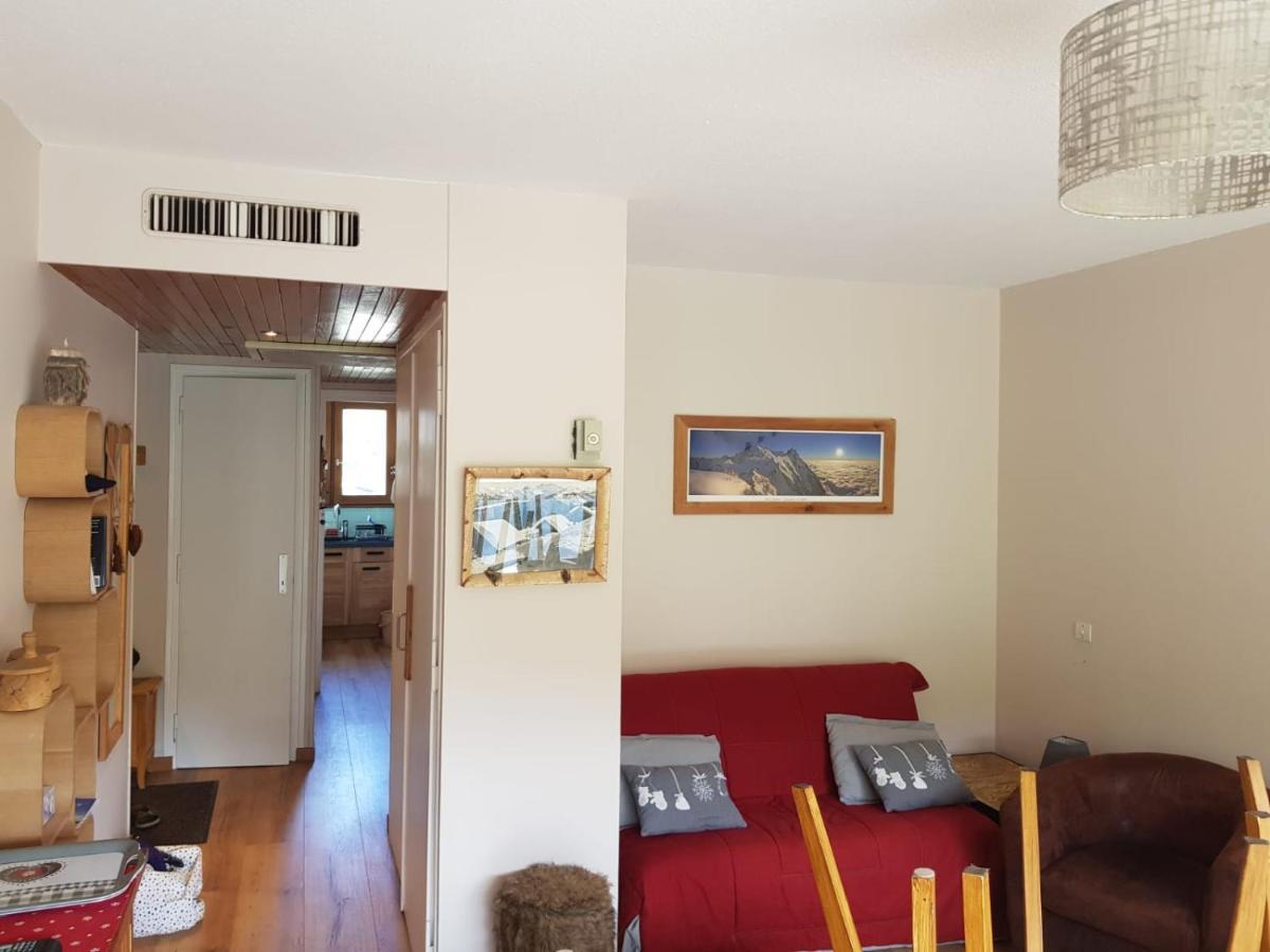 Appartement Traversant Residence Chaput 2 - 2 Pieces - 6 Personnes - Vue Sur Front De Neige Fontcouverte-la-Toussuire Zewnętrze zdjęcie